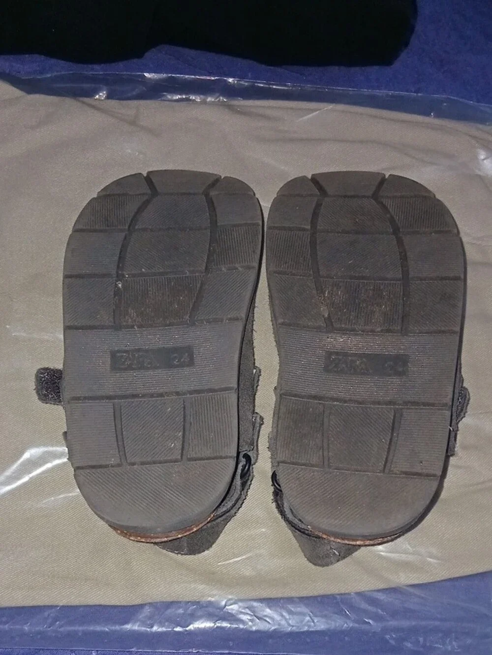 Zara Kids Suede Sandals in Dark Gray